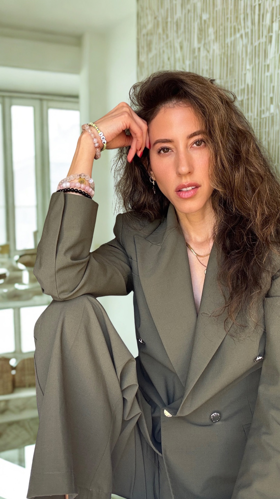 Vanessa Santos, AI strategist and founder mentor, leading the AI Cowork Workshop